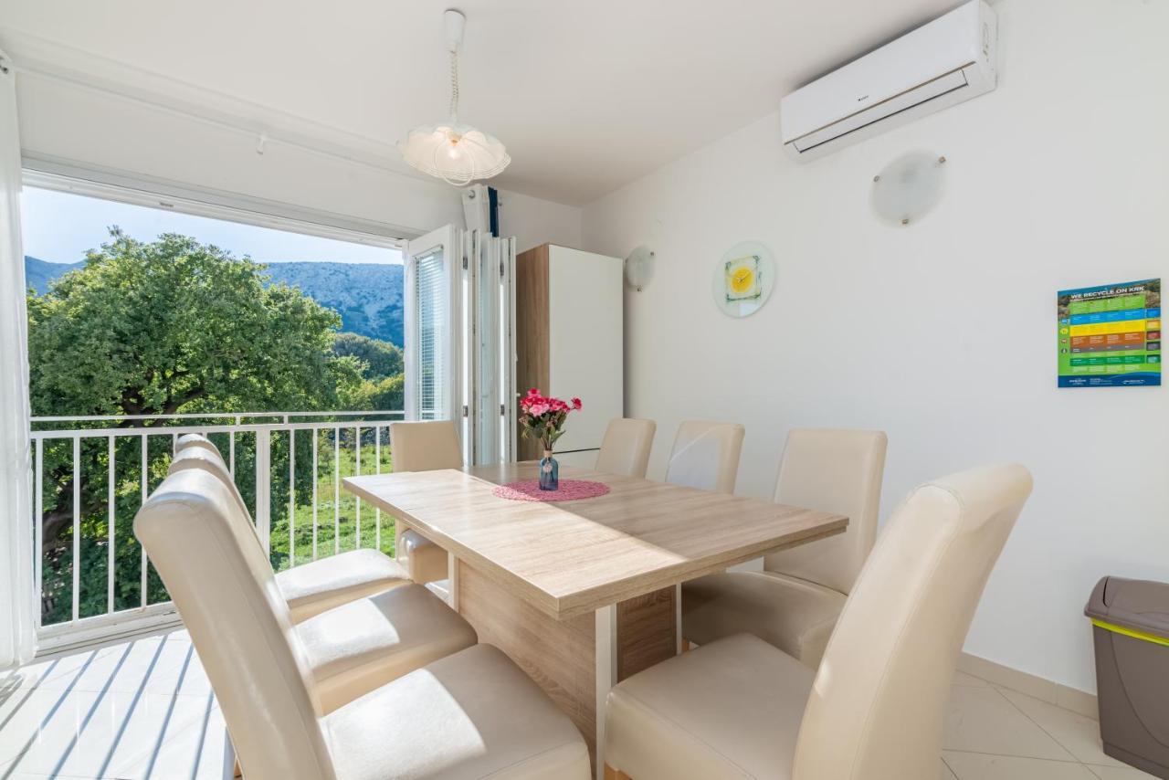 Apartment Mimoza 6, Baska, Krk Exterior photo
