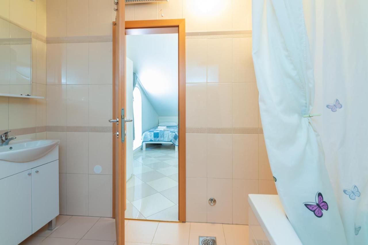 Apartment Mimoza 6, Baska, Krk Exterior photo