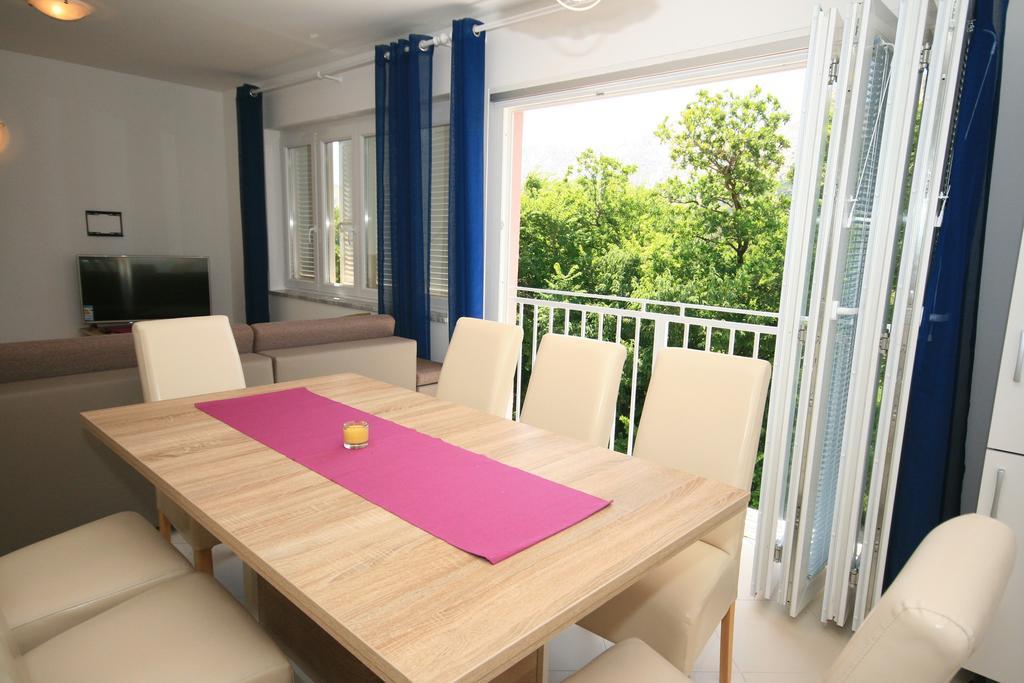 Apartment Mimoza 6, Baska, Krk Exterior photo