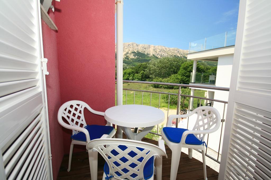 Apartment Mimoza 6, Baska, Krk Exterior photo